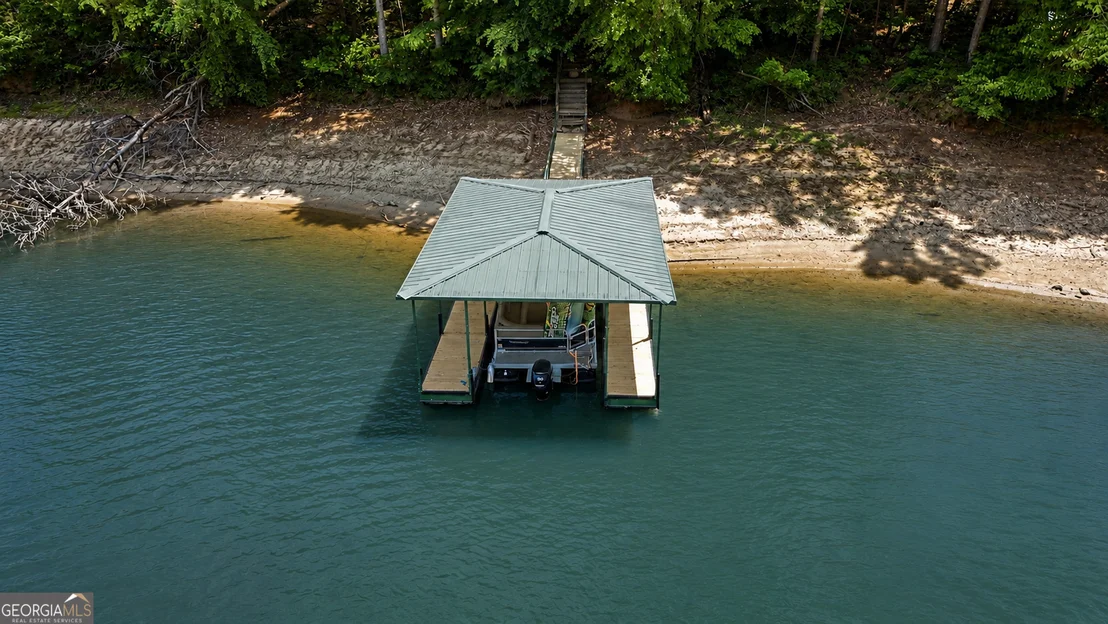 Photo of 237 Waters Edge Court