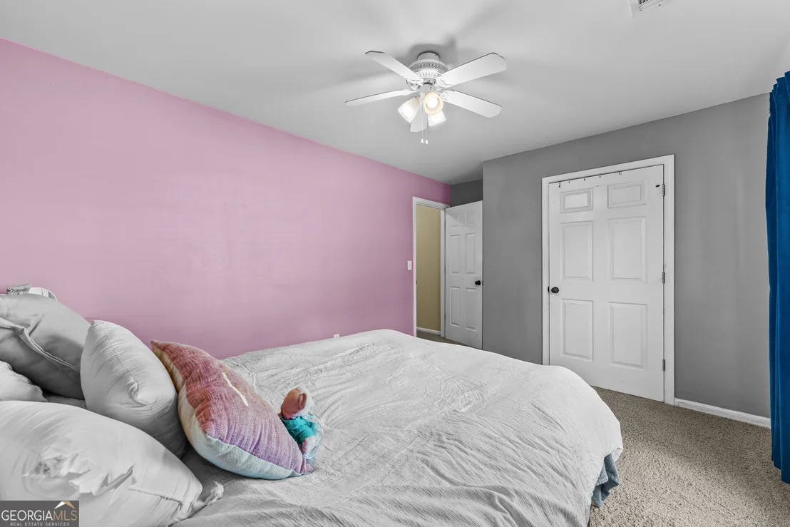 Photo of 935 Waldwick Drive
