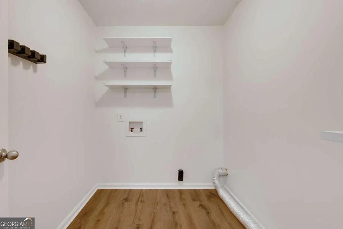 Photo of 1186 ROBERT HARDEMAN Road