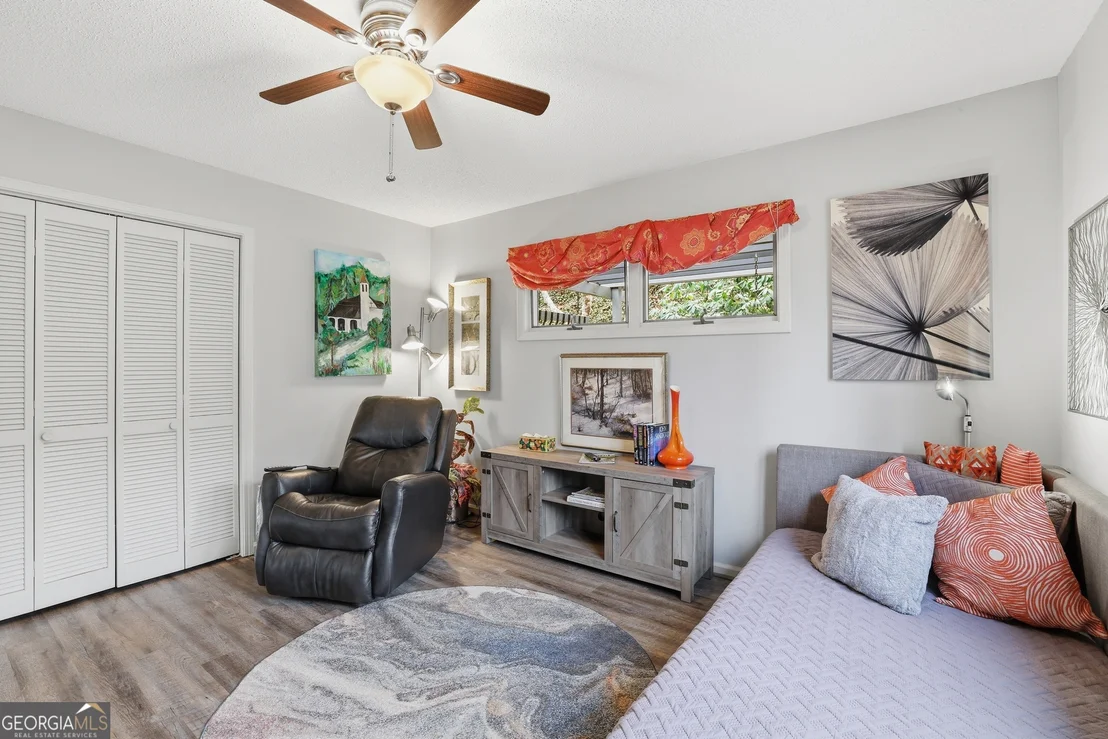 Photo of 499 Ridgepole Drive