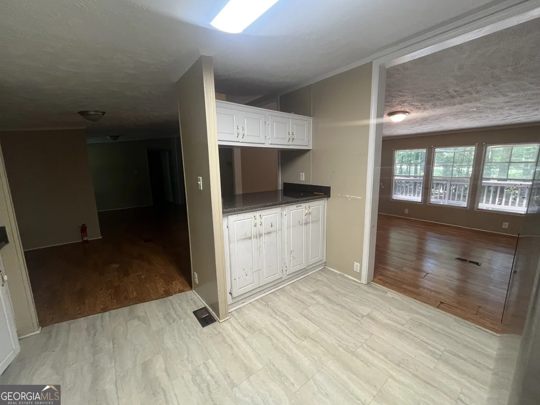 Photo of 627 Sanders Road