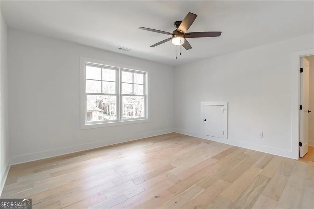 Photo of 5808 Swinging Gate Road