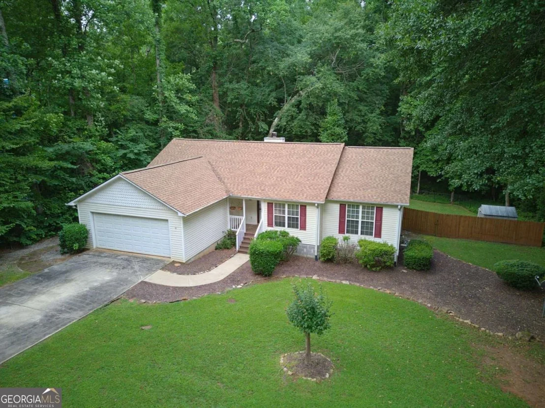 Photo of 320 River Chase Drive