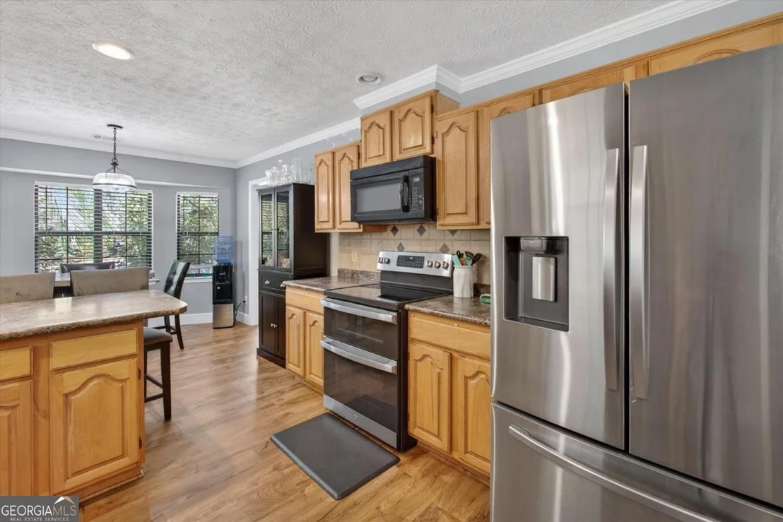Photo of 560 Log Landing Road