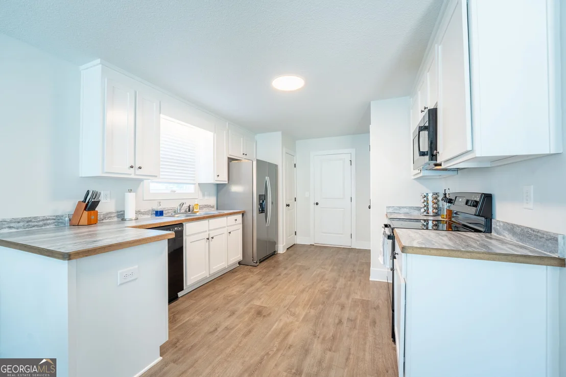 Photo of 648 Walnut Drive