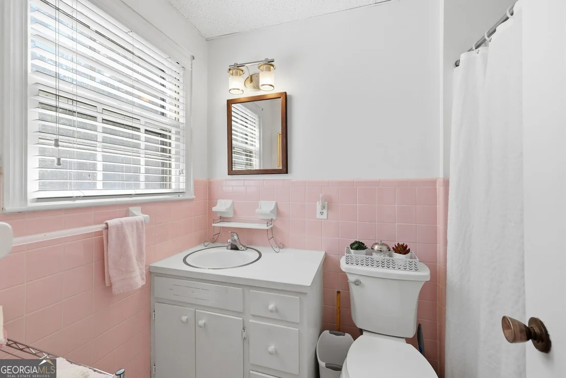 Photo of 155 Valley Road