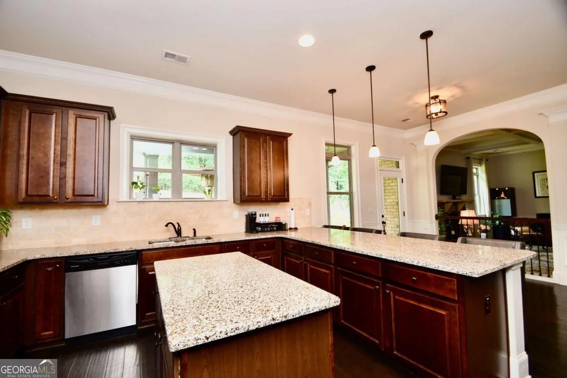 Photo of 1140 Riverhill Drive