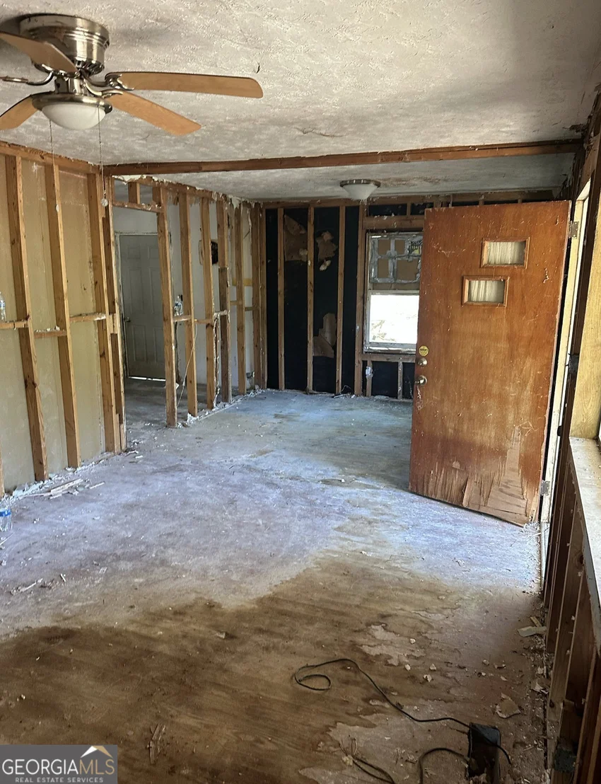 Photo of 1099 Warren Drive