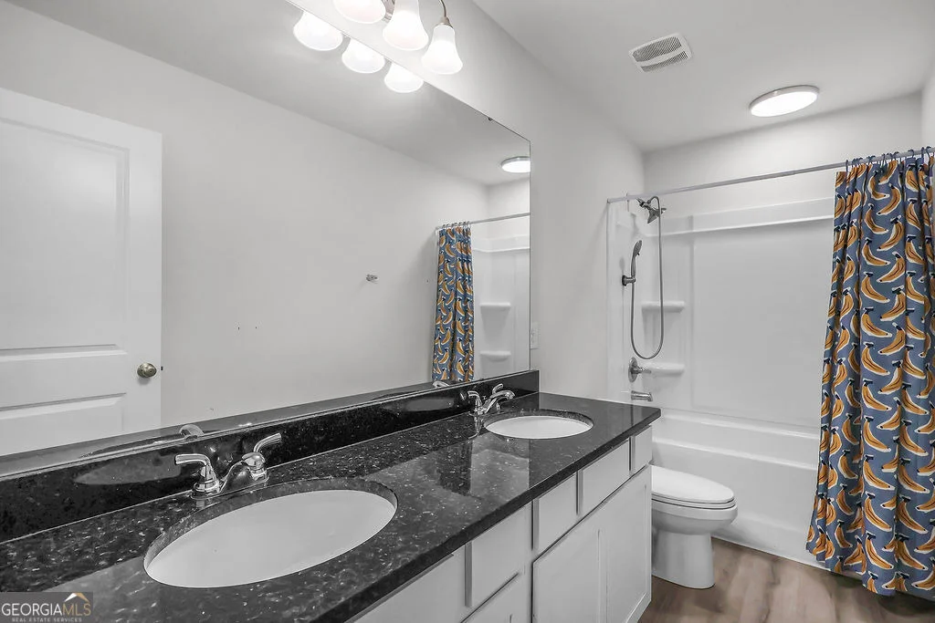 Photo of 231 Caroline Way
