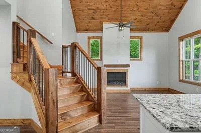 Photo of 60 Oak Forest Circle