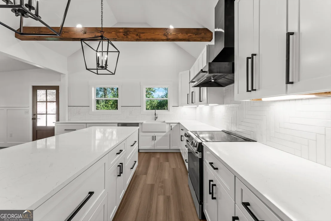 Photo of 3288 W US-280