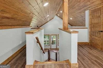 Photo of 60 Oak Forest Circle