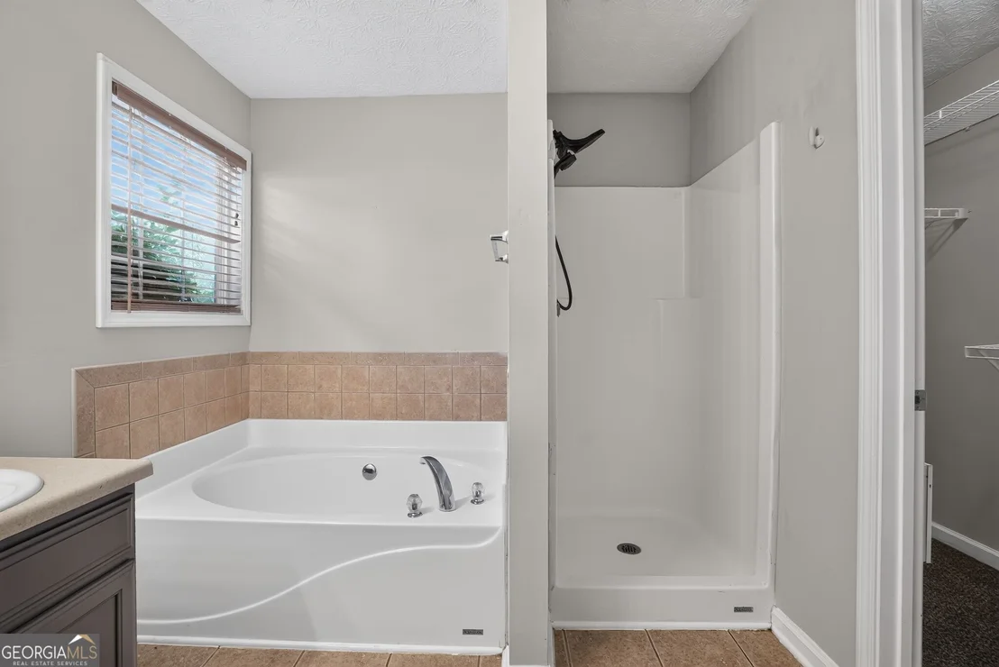 Photo of 102 Ruby Way