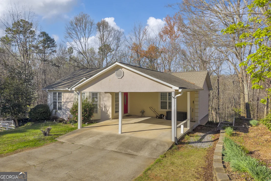 Photo of 415 Ivory Drive
