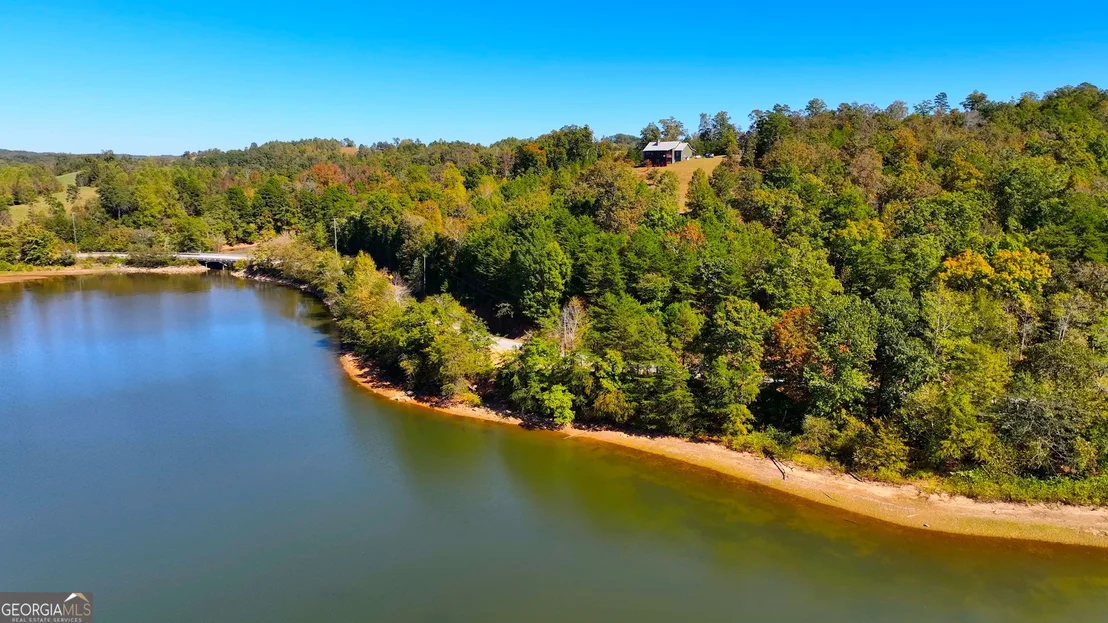 Photo of 284 River Road