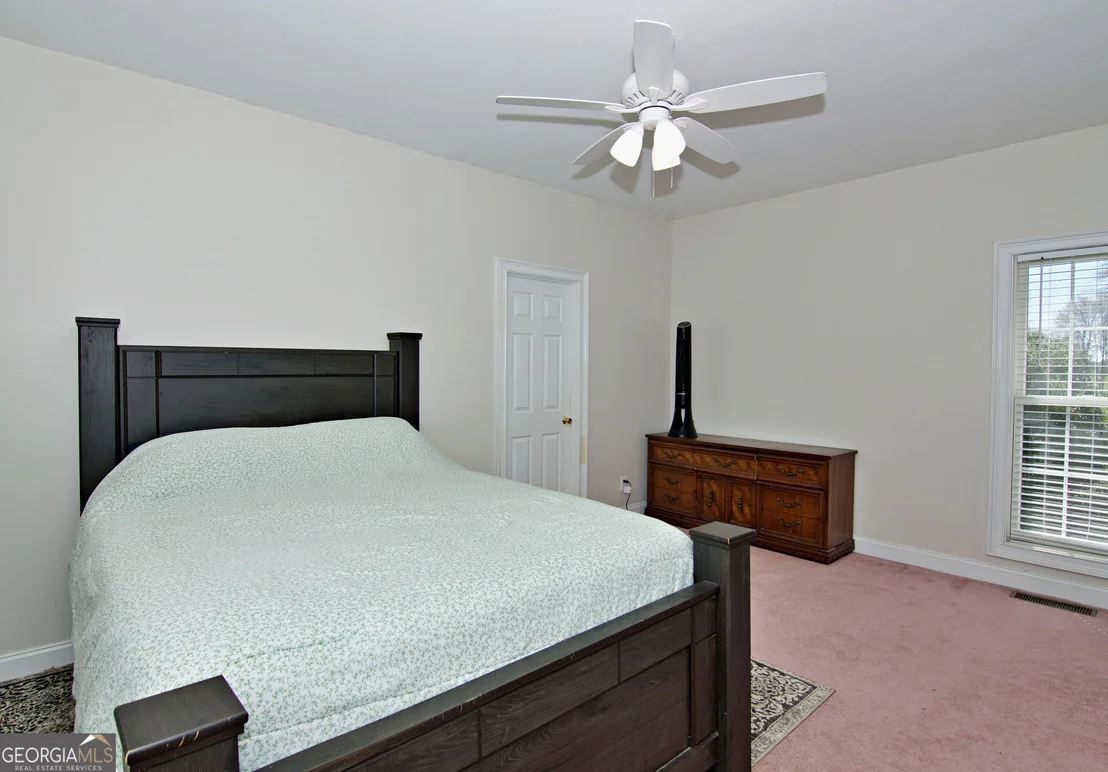 Photo of 7893 Athens Road