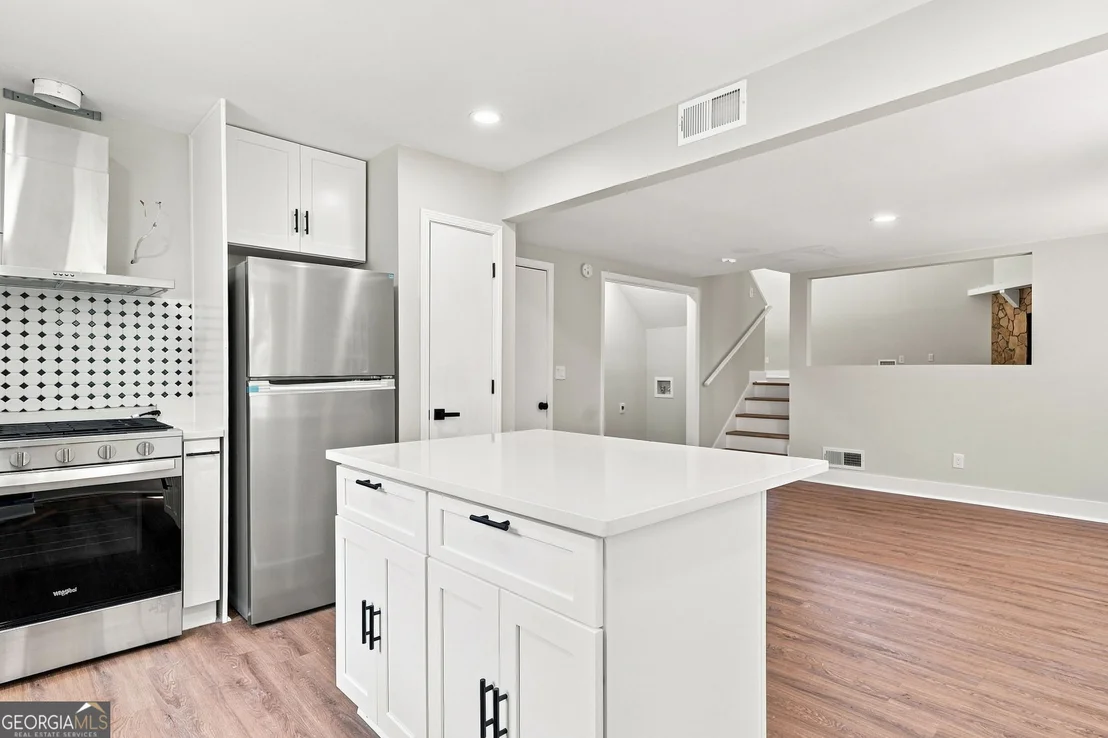 Photo of 5641 Clifton Place