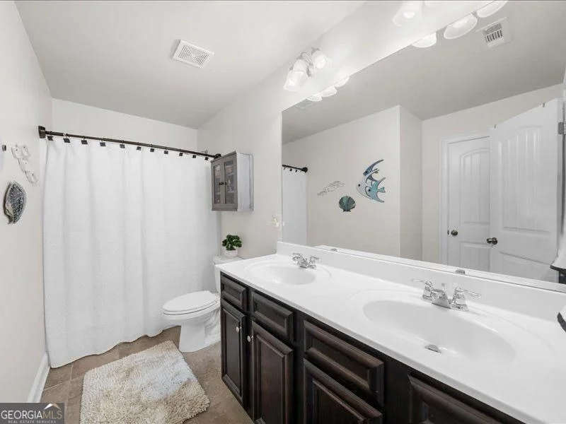 Photo of 5680 Banner Boulevard