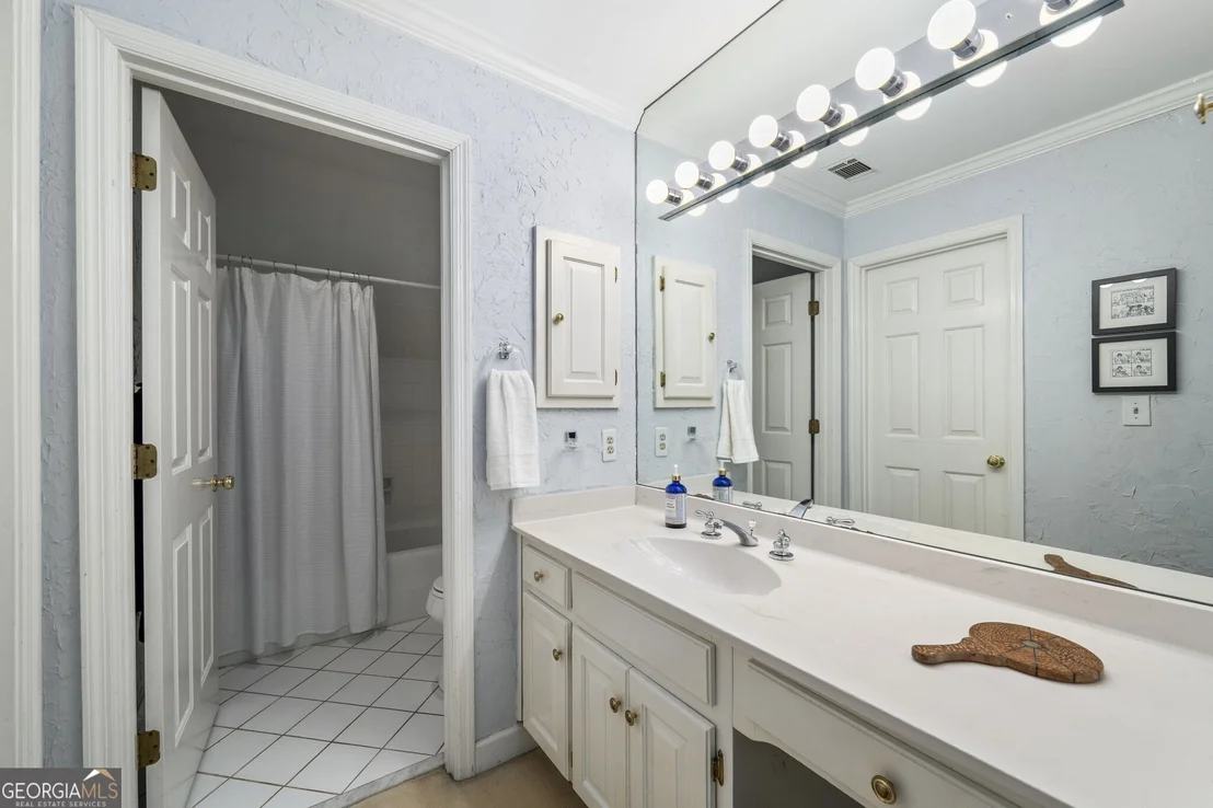 Photo of 9100 Huntcliff Trace