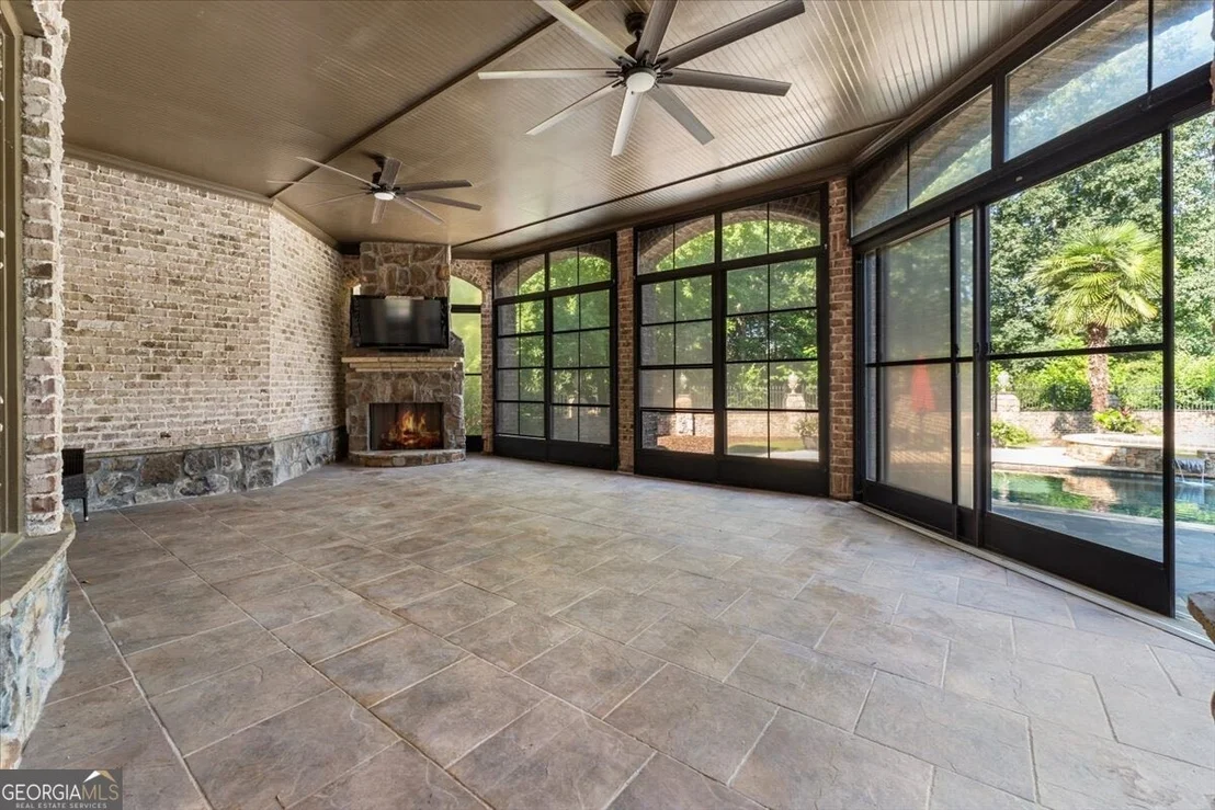Photo of 2432 Autumn Maple Drive
