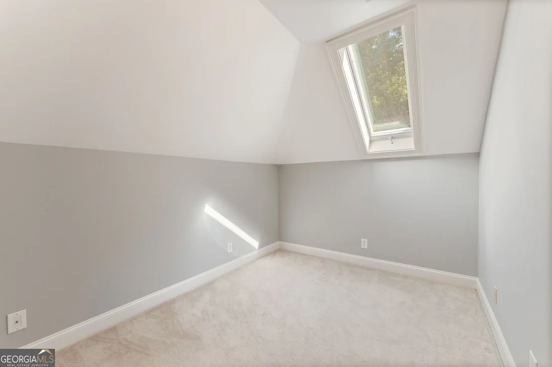 Photo of 5725 Ash Drive