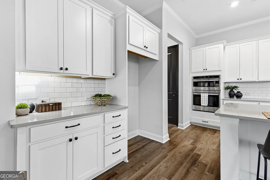 Photo of 710 Bridgeview Drive
