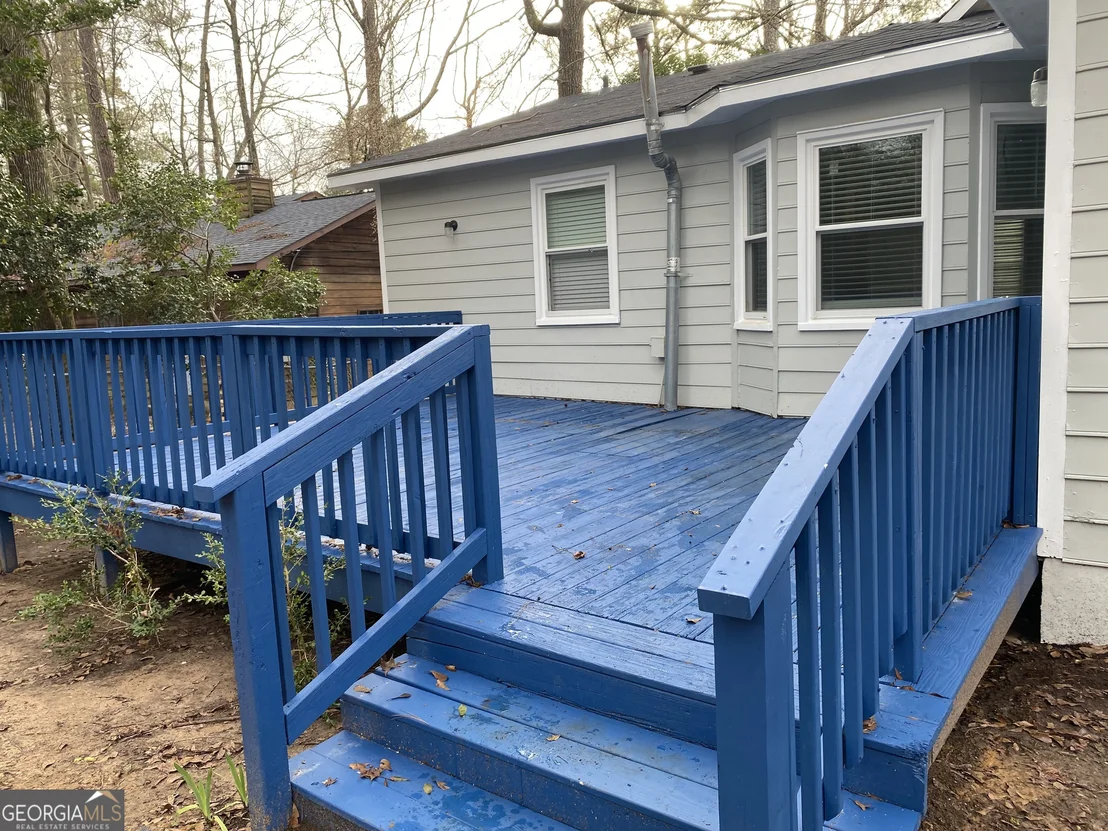 Photo of 260 Edgewater Drive