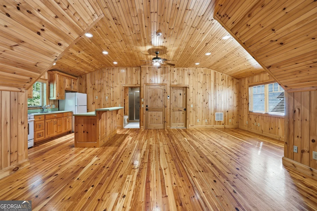 Photo of 95 Marshall Lane
