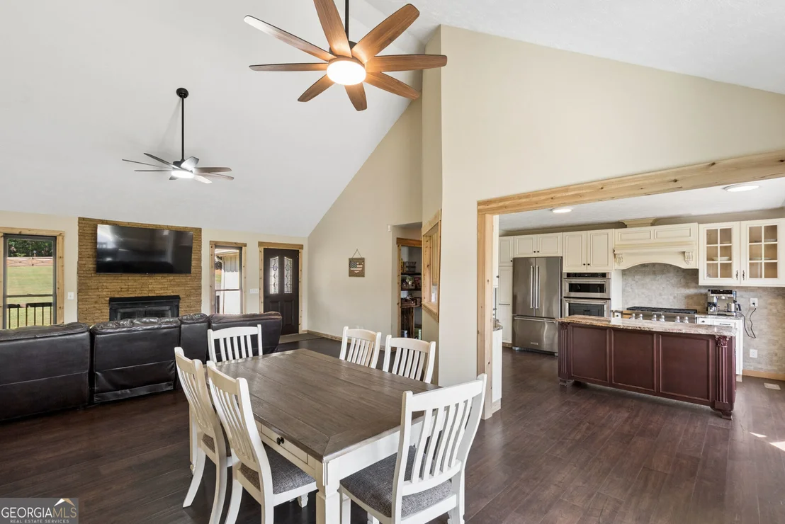 Photo of 2845 Hearn Road NW