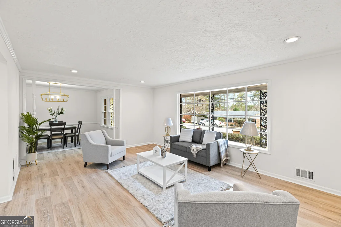 Photo of 3120 Edinburgh Drive