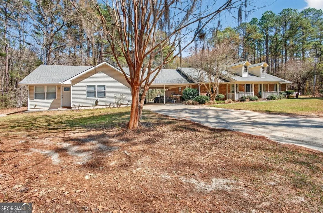 Photo of 560 Log Landing Road