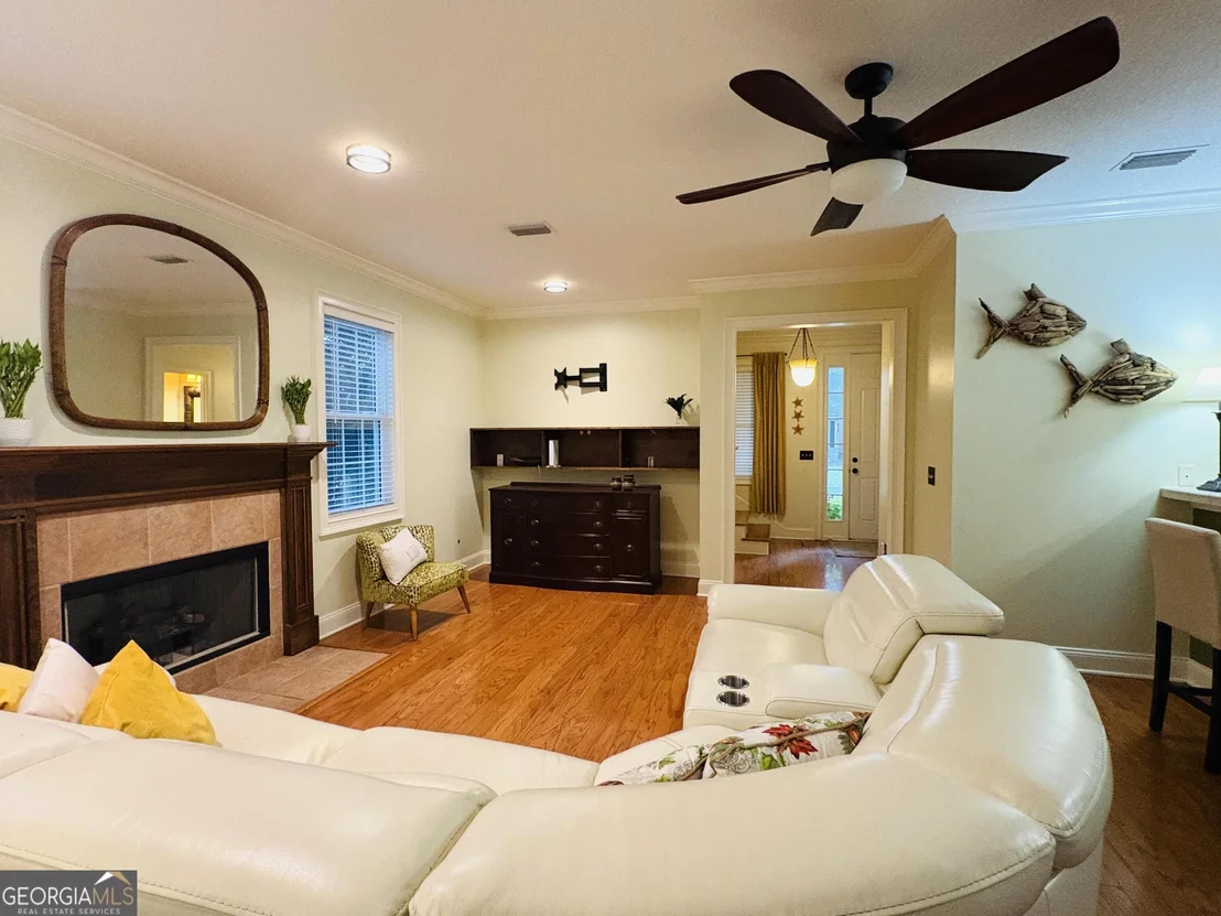 Photo of 237 W Commons Drive