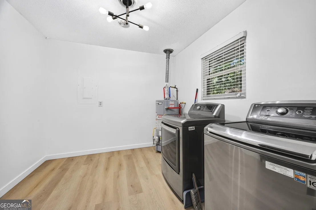 Photo of 1137 Clairmont Place