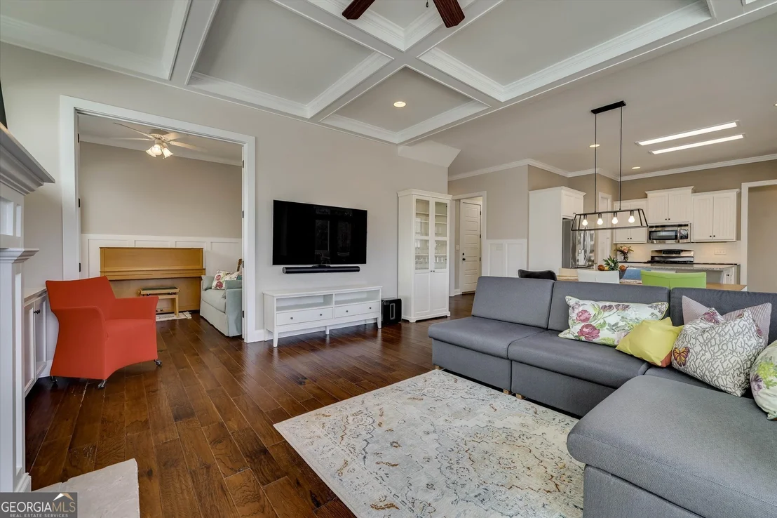 Photo of 2087 Egret Circle