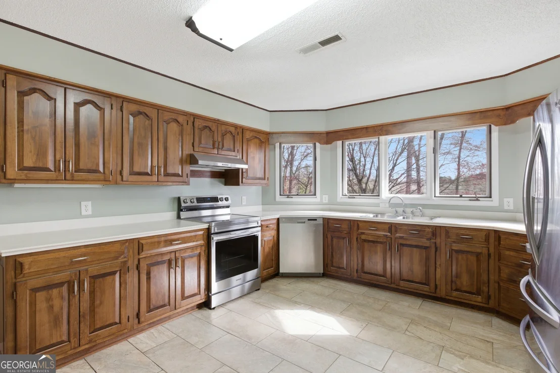 Photo of 304 Beaver Brook Drive