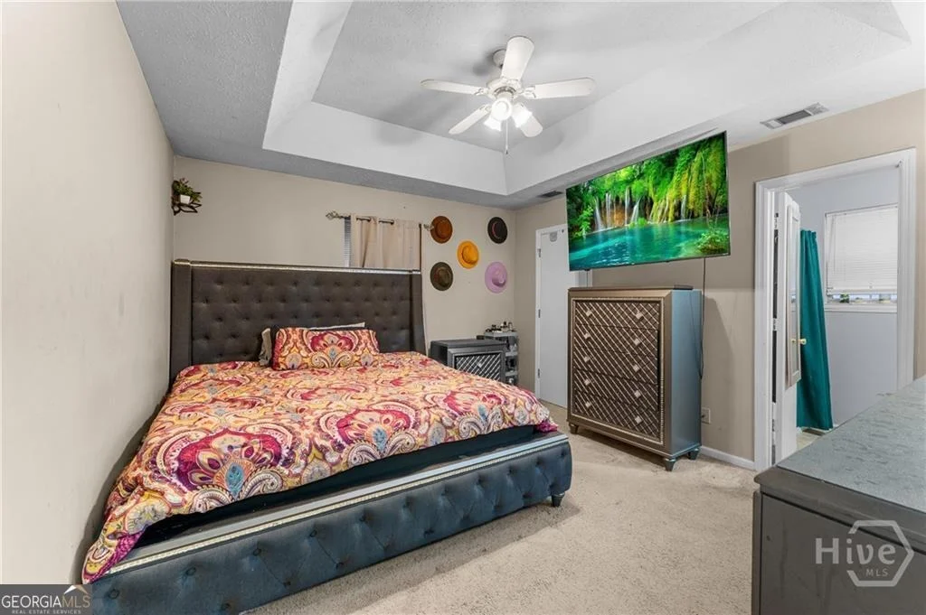 Photo of 128 Cambridge Drive