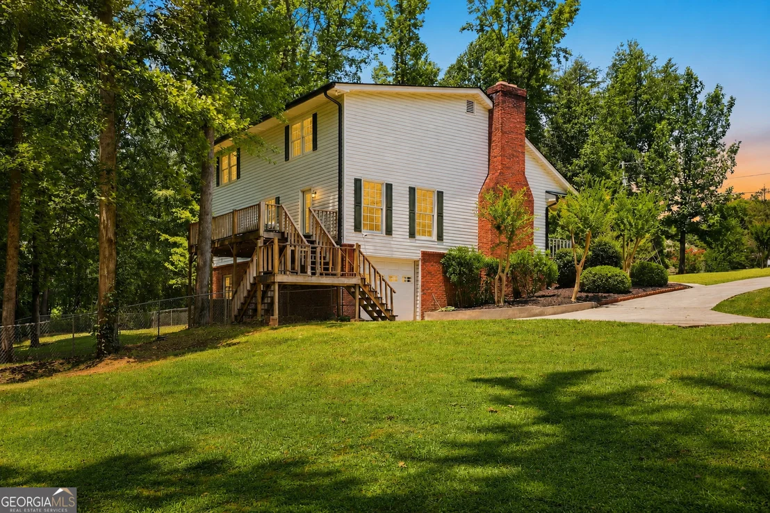 Photo of 579 Wesley Circle