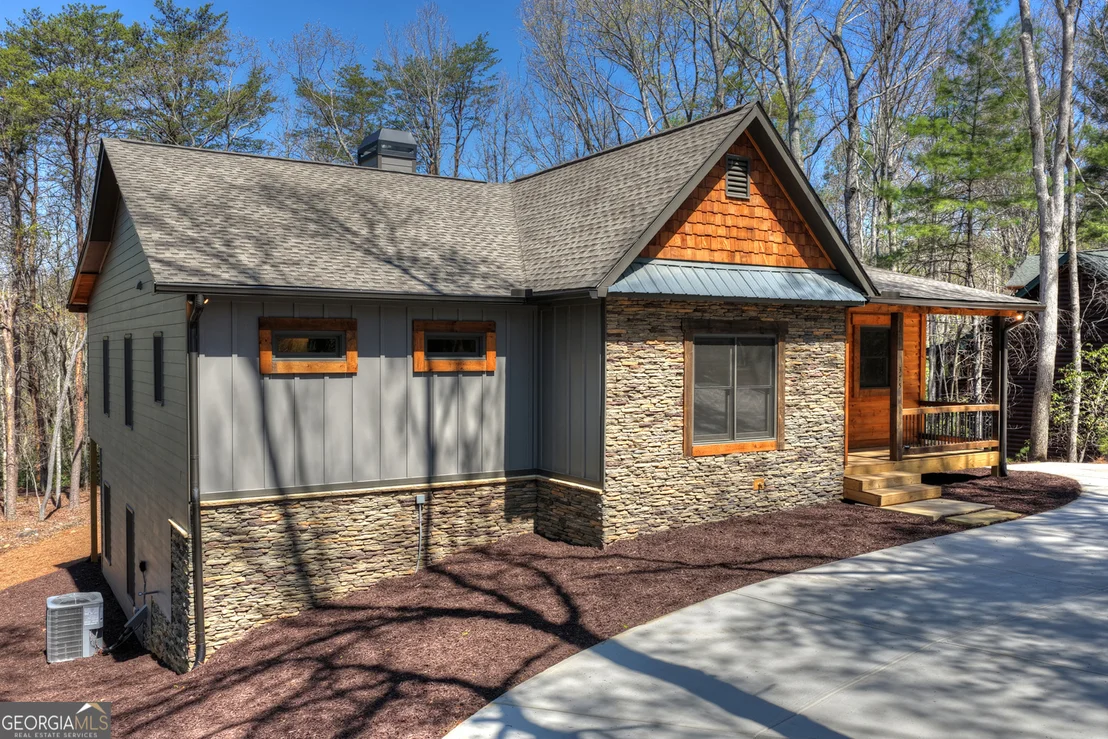 Photo of 375 Seneca Drive