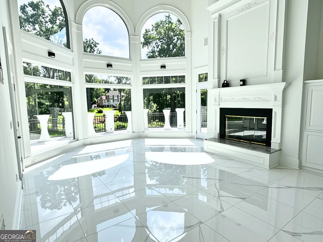 Photo of 302 Shadow Glen