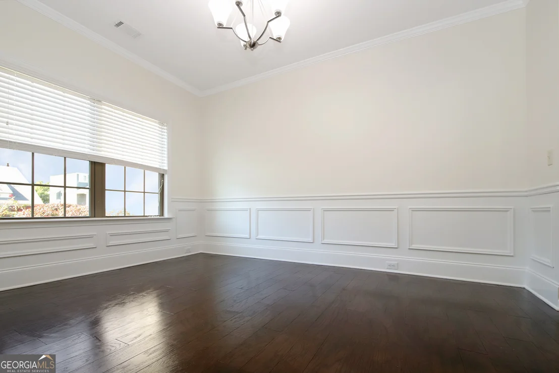 Photo of 329 Linman Drive