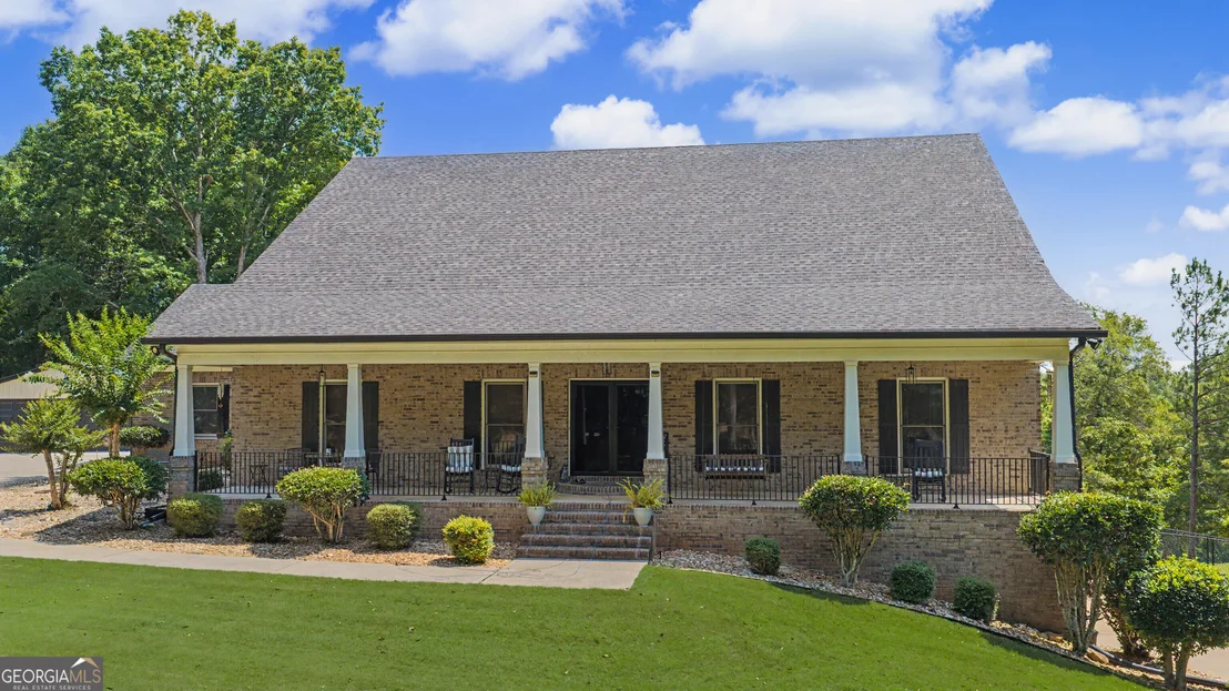 Photo of 300 Brook Road