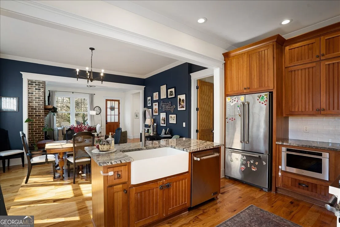 Photo of 435 Walton Street