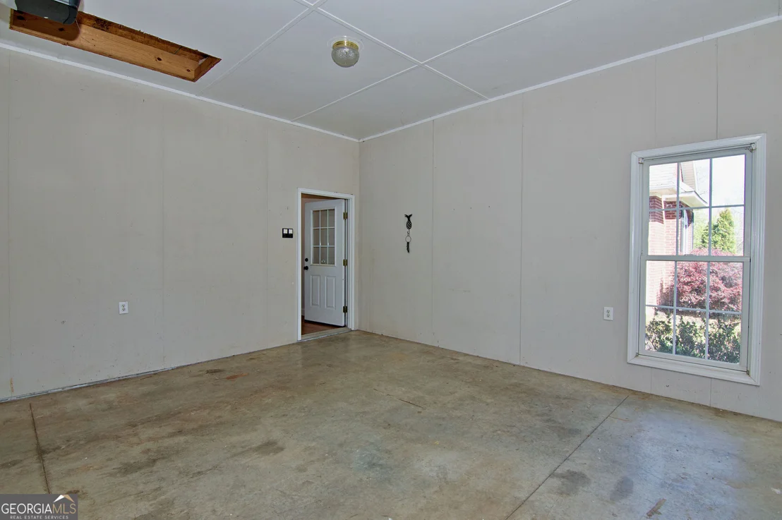 Photo of 7893 Athens Road