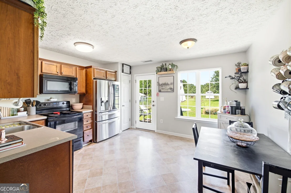 Photo of 121 Crest View Drive