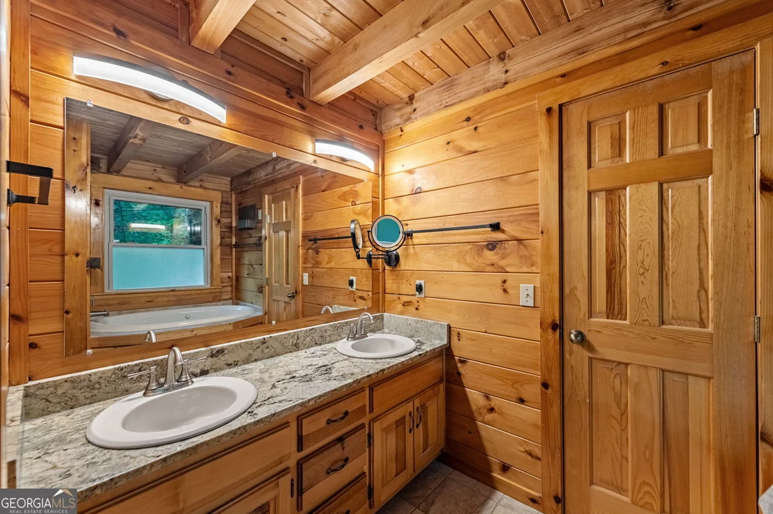 Photo of 4396 Highway 382 W