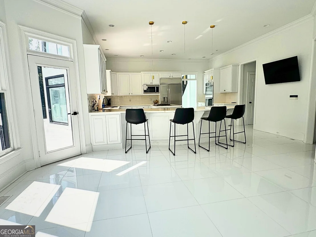 Photo of 302 Shadow Glen