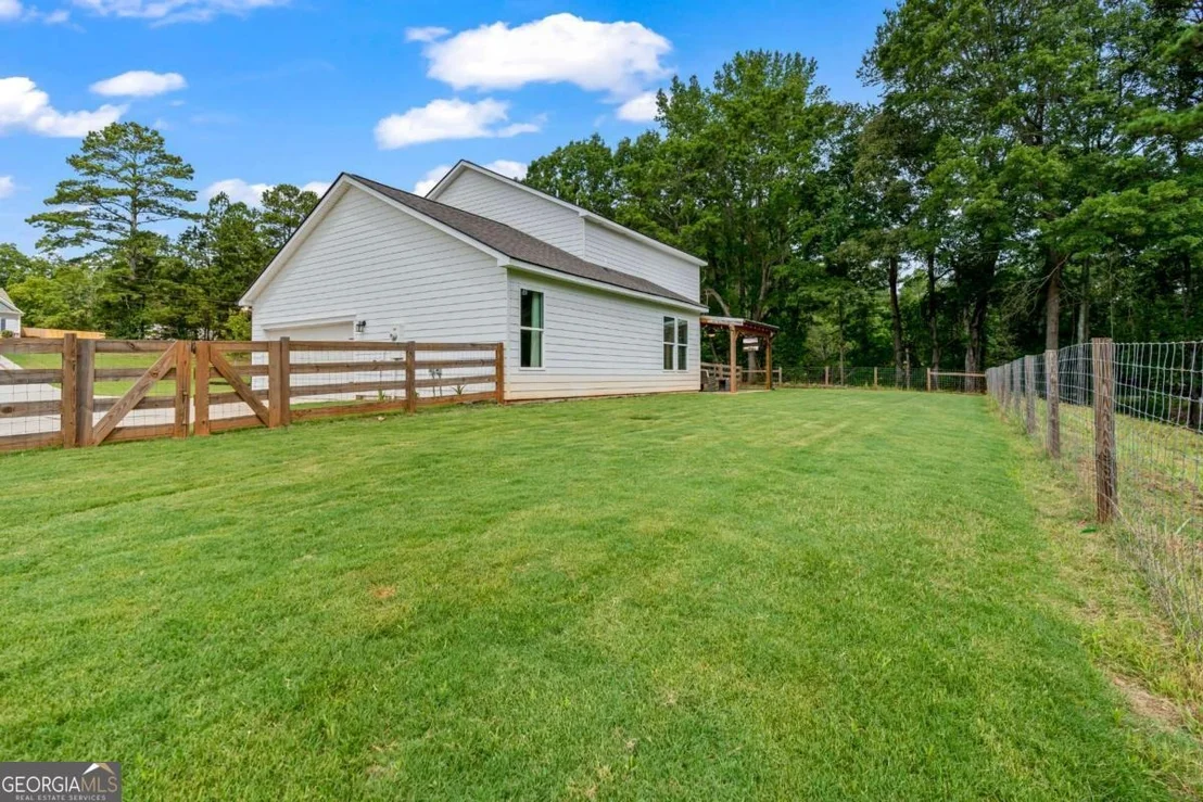Photo of 781 Cattle Barn Road