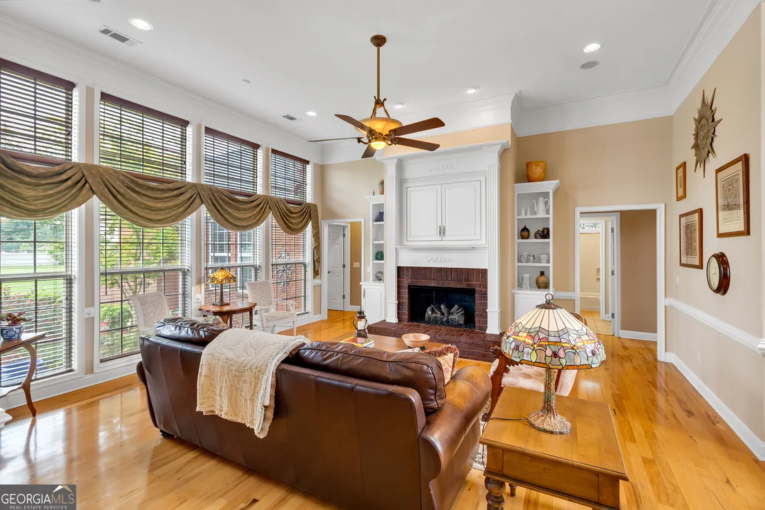 Photo of 205 Cooperstown Drive