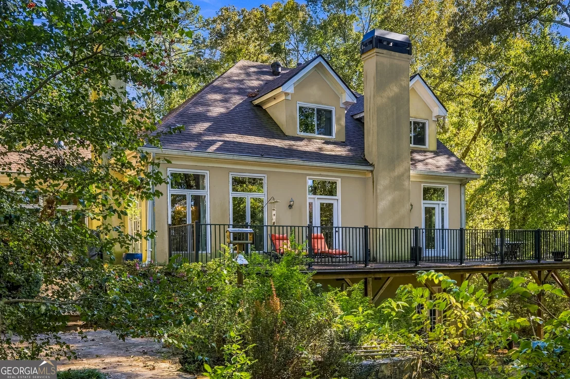 Photo of 3601 Lakeview Drive