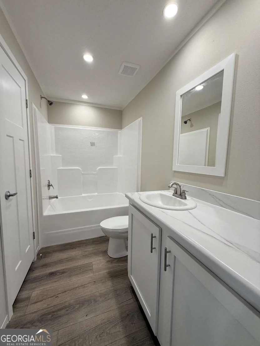 Photo of 5246 Owens Road